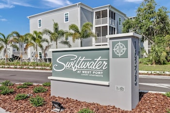 Swiftwater Apartments By Barsala