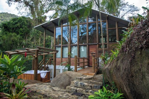 Casa do Lenhador, Durma ao som da Cachoeira!
