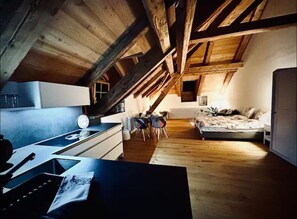 Familie-studiosuite | Oppholdsområde