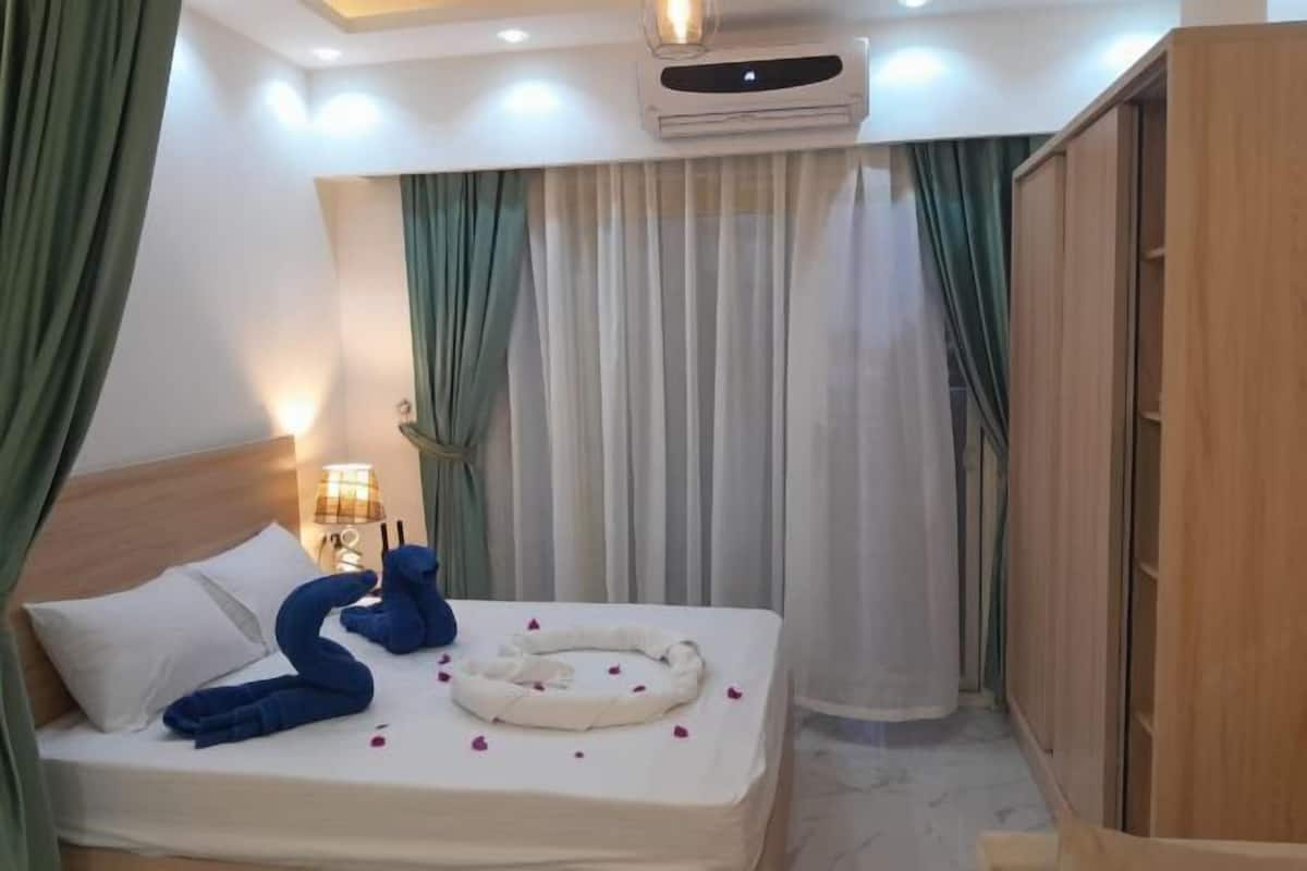 1 bedroom, in-room safe, soundproofing, free WiFi