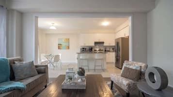 TV, fireplace, offices