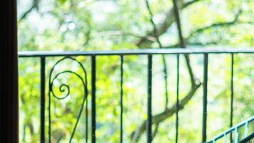 Deluxe-Doppelzimmer, Bergblick | Balkon