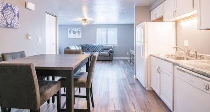 WOOD`INN - Cozy 2BD over the bridge