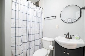 Asciugacapelli, asciugamani, carta igienica