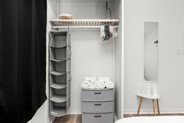 2 chambres, bureau, fer et planche à repasser, Wi-Fi