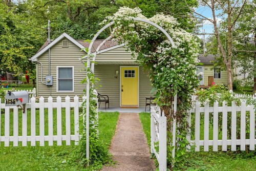 Bumble Bee Cottage - Quiet comfort for 2