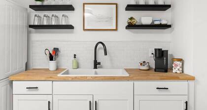 Halcyon Haven - A Heavenly Homestead for 4