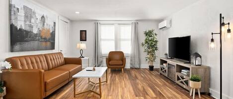 Televisión, chimenea