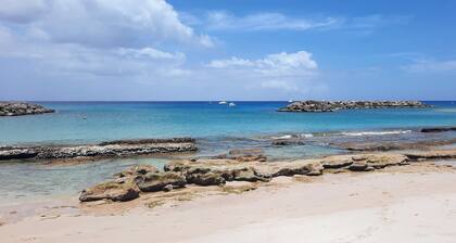 Breezy Vista on the Terrace - West Coast, St. James, Barbados.
One Bedroom Apt.