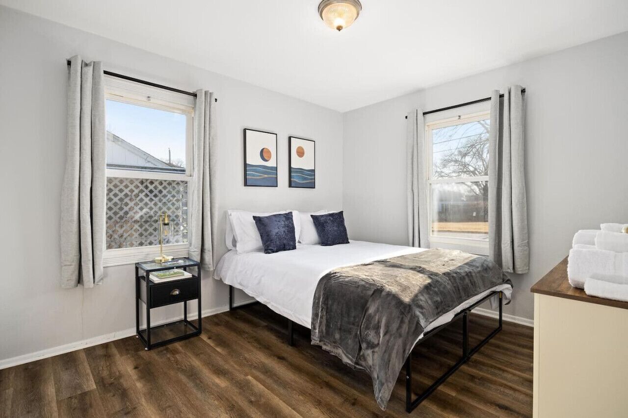 2 chambres, bureau, fer et planche à repasser, Wi-Fi gratuit