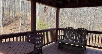 Cozy house in quiet SML community. Close to State Park, wineries, Bridgewater.