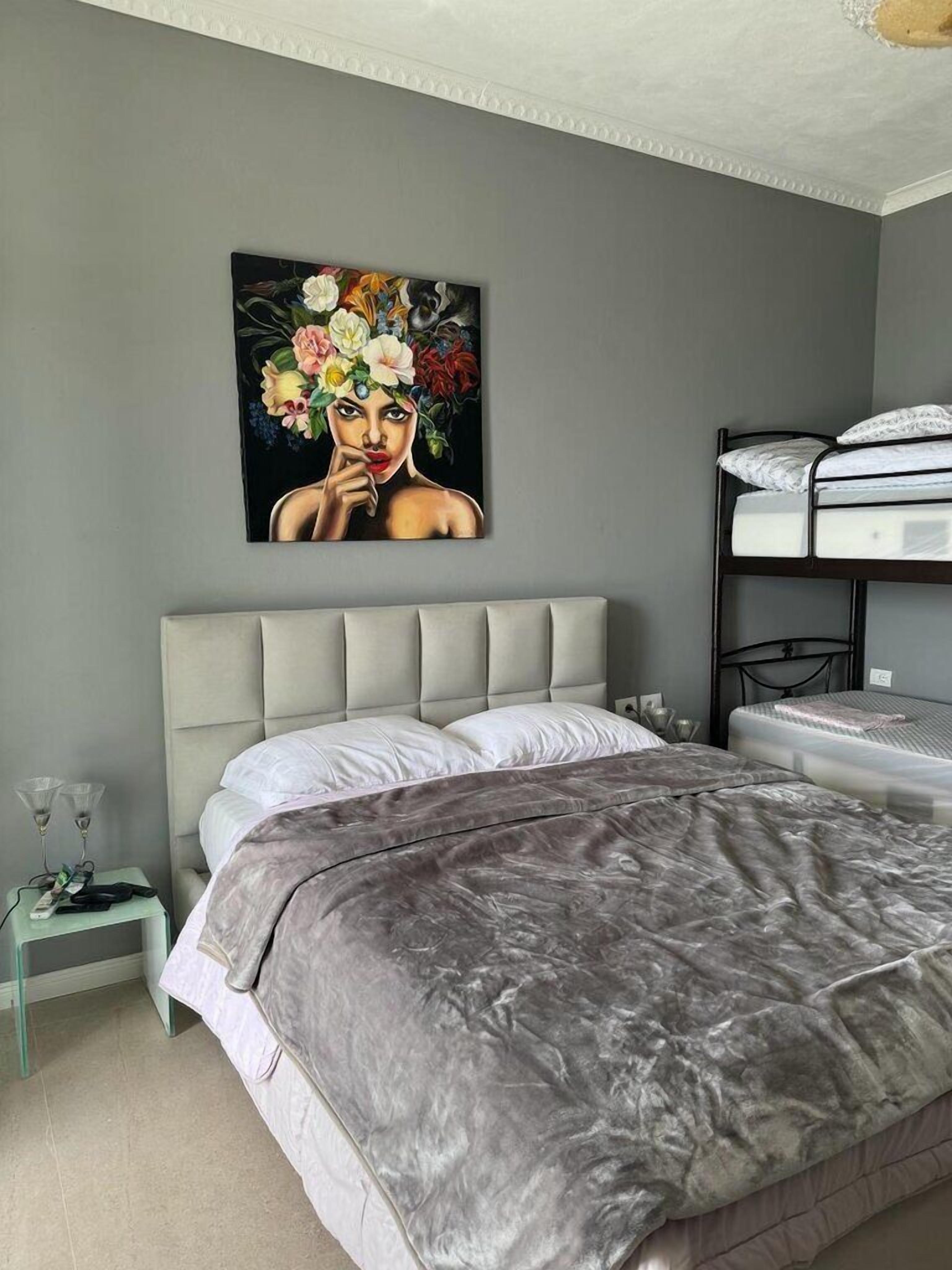3 chambres, fer et planche à repasser, Wi-Fi gratuit, draps fournis