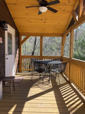 Outdoor dining - Rustic Mountain Cabin 225 (Topton)
