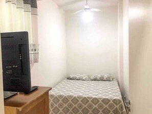 2 chambres, fer et planche à repasser, Wi-Fi, literie fournie