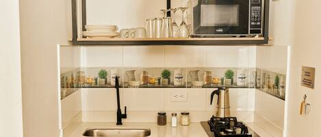 Apartment | Private kitchen | Mini-fridge, microwave, freezer, paper towels