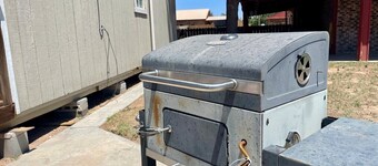 Pet-Friendly Tiny House | King Bed | Private Land