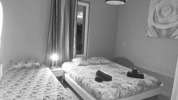 2 chambres, bureau, fer et planche à repasser, Wi-Fi