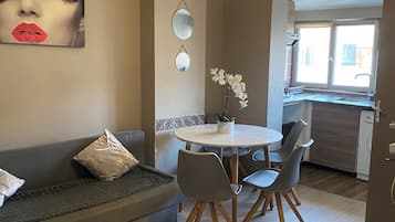 Télévision à écran plat