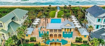 Lakefront Villa 1min to Beach with Golf Course & Lake Views | Heated pool 