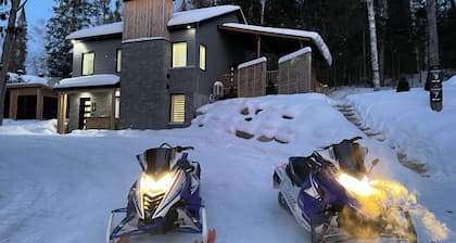 Charmant Chalet Dans les Laurentides le no9 Détendez-vous au Chalet Avec spa