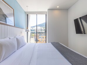 Apartment (706) | 1 bedroom, premium bedding, iron/ironing board, free WiFi - Area By Wynwood House (Bogotá)