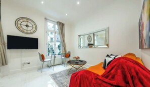 Superior Apartment, 1 Bedroom | Living area - The Paddington Residences (London)