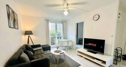 Apparemment Familiale, 3 chambres, 6 Personnes, Proche JO-2024, Paris/Disneyland