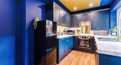 Large 5 Bedroom Home perfect for groups