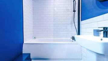 Rainfall showerhead, hair dryer, towels