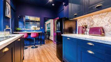 City House | Private kitchen | Full-sized fridge, microwave, oven, stovetop