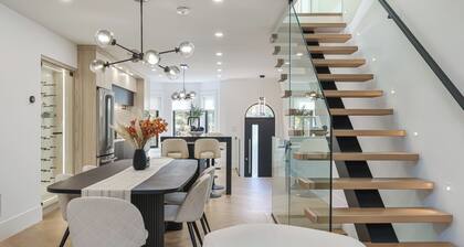 Multi-Level Luxury Townhome in Leslieville