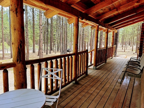 Peaceful Log Cabin - Just 45 Minutes From Beautiful Crater Lake!