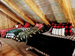 2 bedrooms, bed sheets