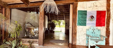 Fachada de la propiedad