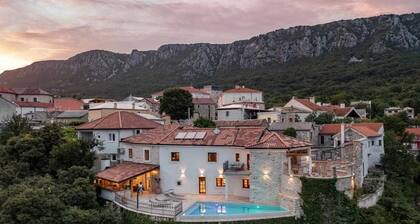 Castle with Stunning Views by Aneo Travel