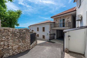 Exterior - Castle with Stunning Views by Aneo Travel (Bribir)