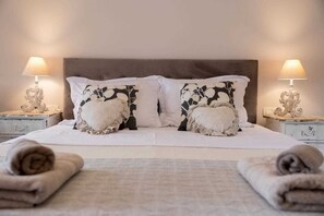 7 Schlafzimmer, Bügeleisen/Bügelbrett, kostenloses WLAN, Bettwäsche