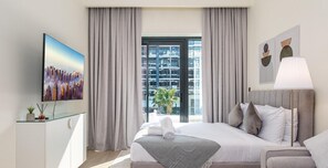 Apartment | 1 bedroom, iron/ironing board, free WiFi, bed sheets - 10mins From Dubai Mall Studio With a Large Balcony (Dubai)