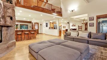 Cabin, Multiple Beds, Hot Tub, Mountain View (2282) | Living area
