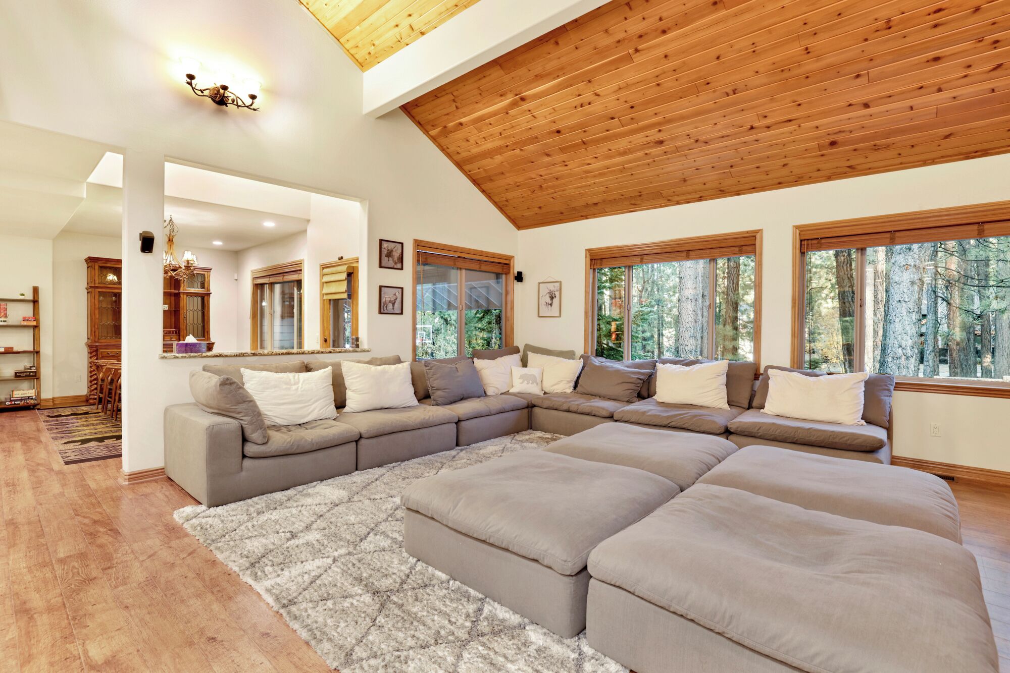 Cabin, Multiple Beds, Hot Tub, Mountain View (2282) | Interior