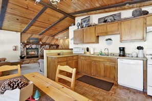 Cabin, Multiple Beds, Patio, Mountain View (2319) | Private kitchen | Coffee/tea maker - Sugar Bear Retreat #2319 (Sugarloaf)