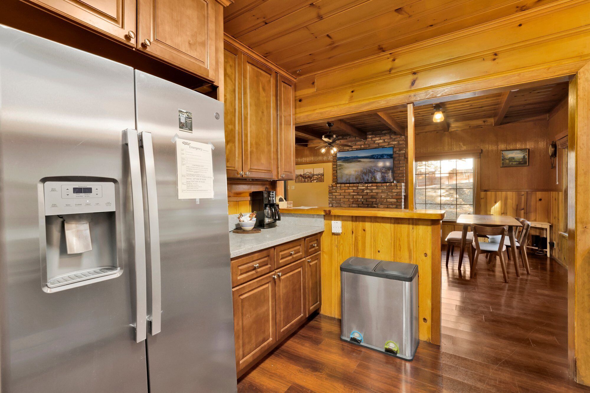 Cabaña, varias camas, patio, vista a la montaña (2335) | Cocina privada