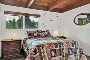 小屋, 多張床, 熱水浴缸, 山景 (2135) | 客房景觀