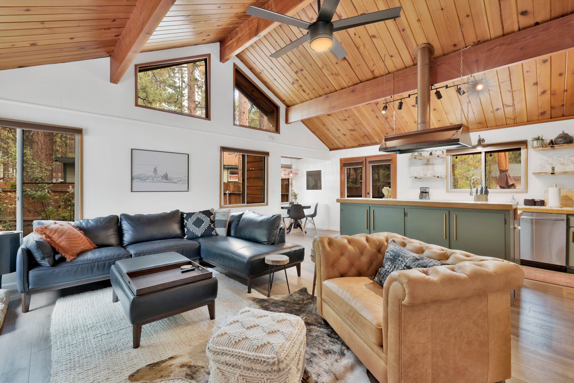Cabin, Multiple Beds, Hot Tub, Mountain View (2165) | Living area