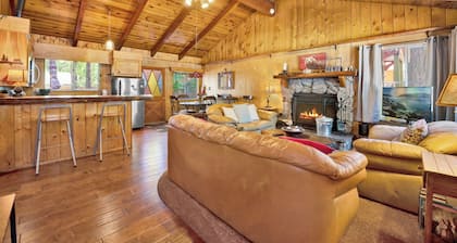 Pine Cone Cottage #2191
