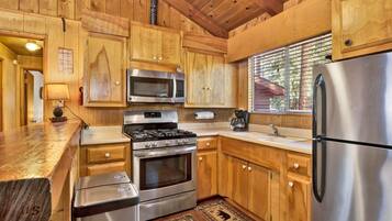 Cabin, Multiple Beds, Patio, Mountain View (2191) | Private kitchen | Coffee/tea maker