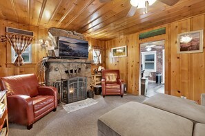 캐빈, 침대(여러 개), 파티오, 산 전망 (2340) | 내부