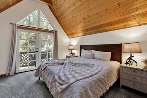 Cabin, Multiple Beds, Hot Tub, Mountain View (2293)
