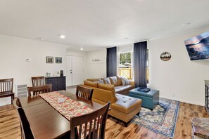 Living area - THE Weekender #2342 (Big Bear City)