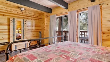 Apartamento, varias camas, patio, vistas al río (2278) | Vistas desde la habitación